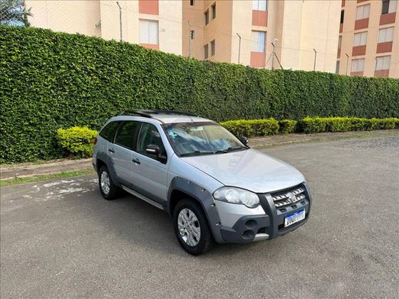 FIAT PALIO 1.8 MPI ADVENTURE WEEKEND 8V FLEX 4P MANUAL